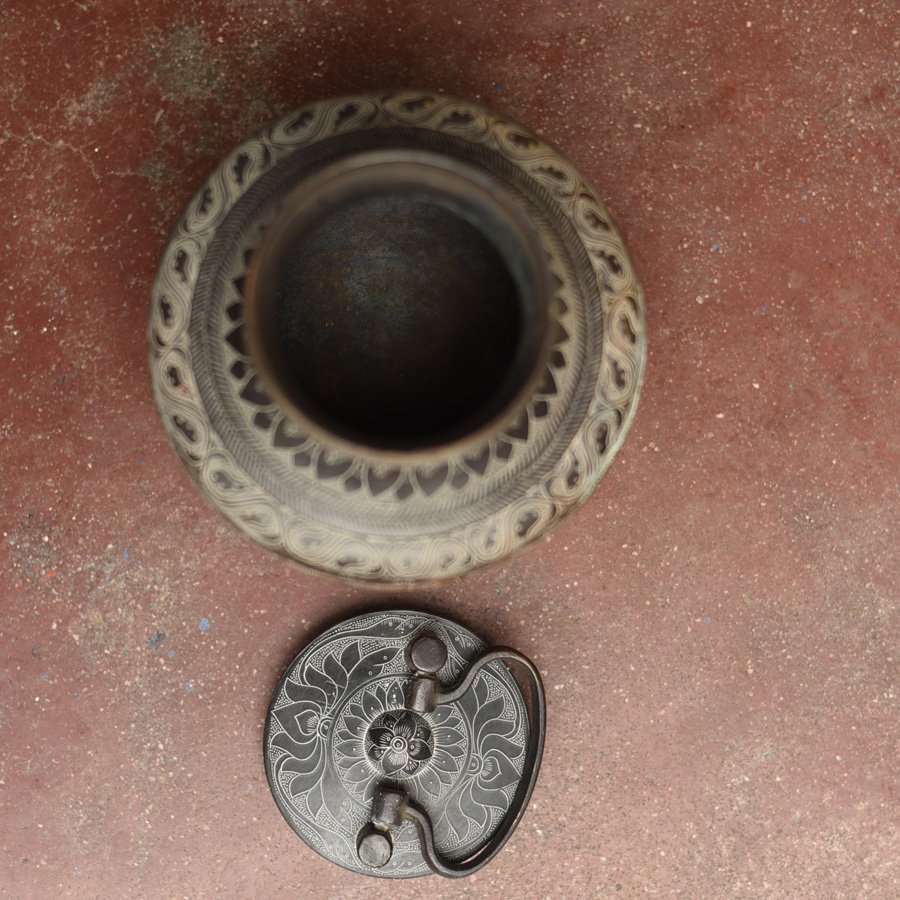 Antiquities from Khajuraho | Gangajali with copper band